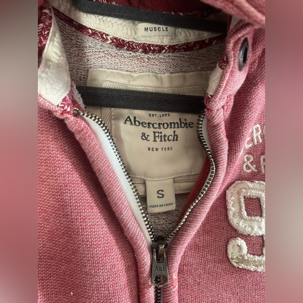 Abercrombie Hoodie - Red/White - Picture 2 of 9